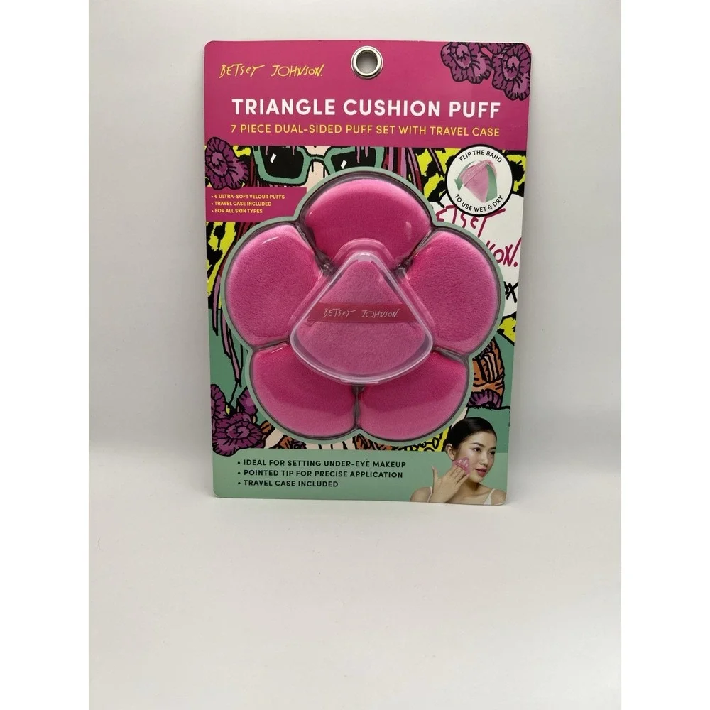 Betsey Johnson Makeup Cushion Puffs Pink‎ Sponges Blending Tool Travel Case